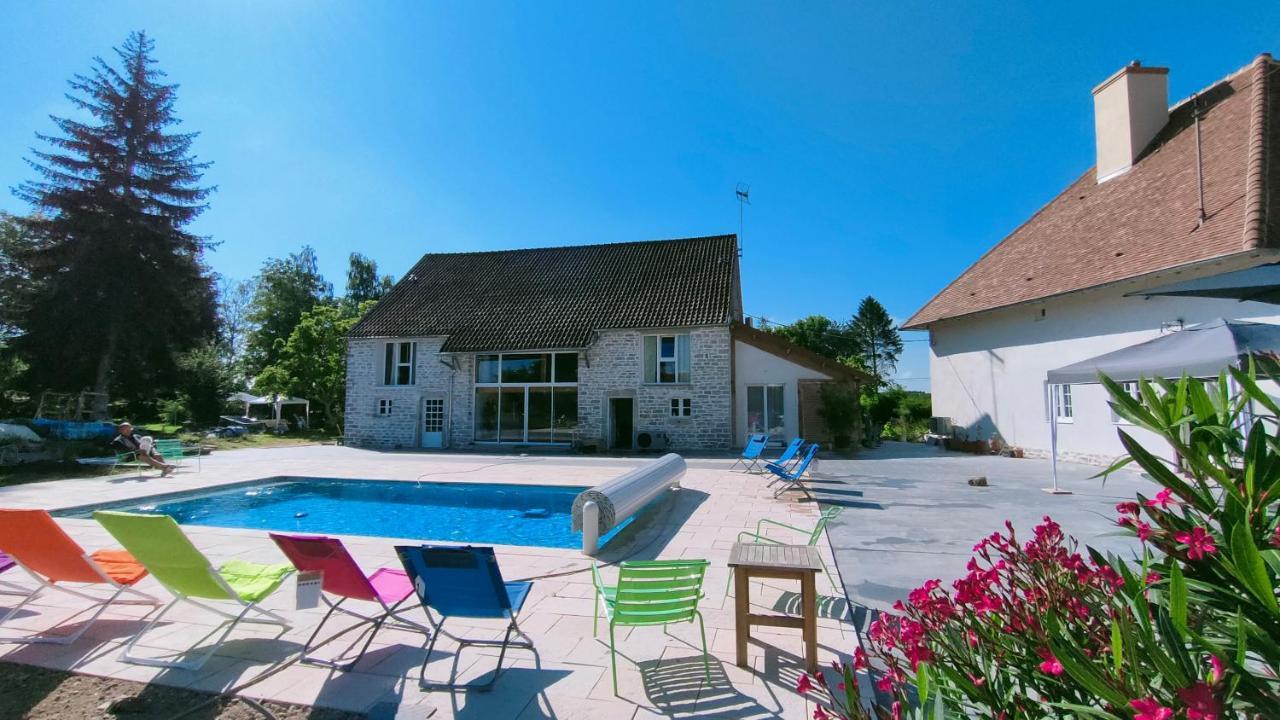 Domaine Ravy-Lilas Saint-Symphorien-sur-Saone Exterior foto